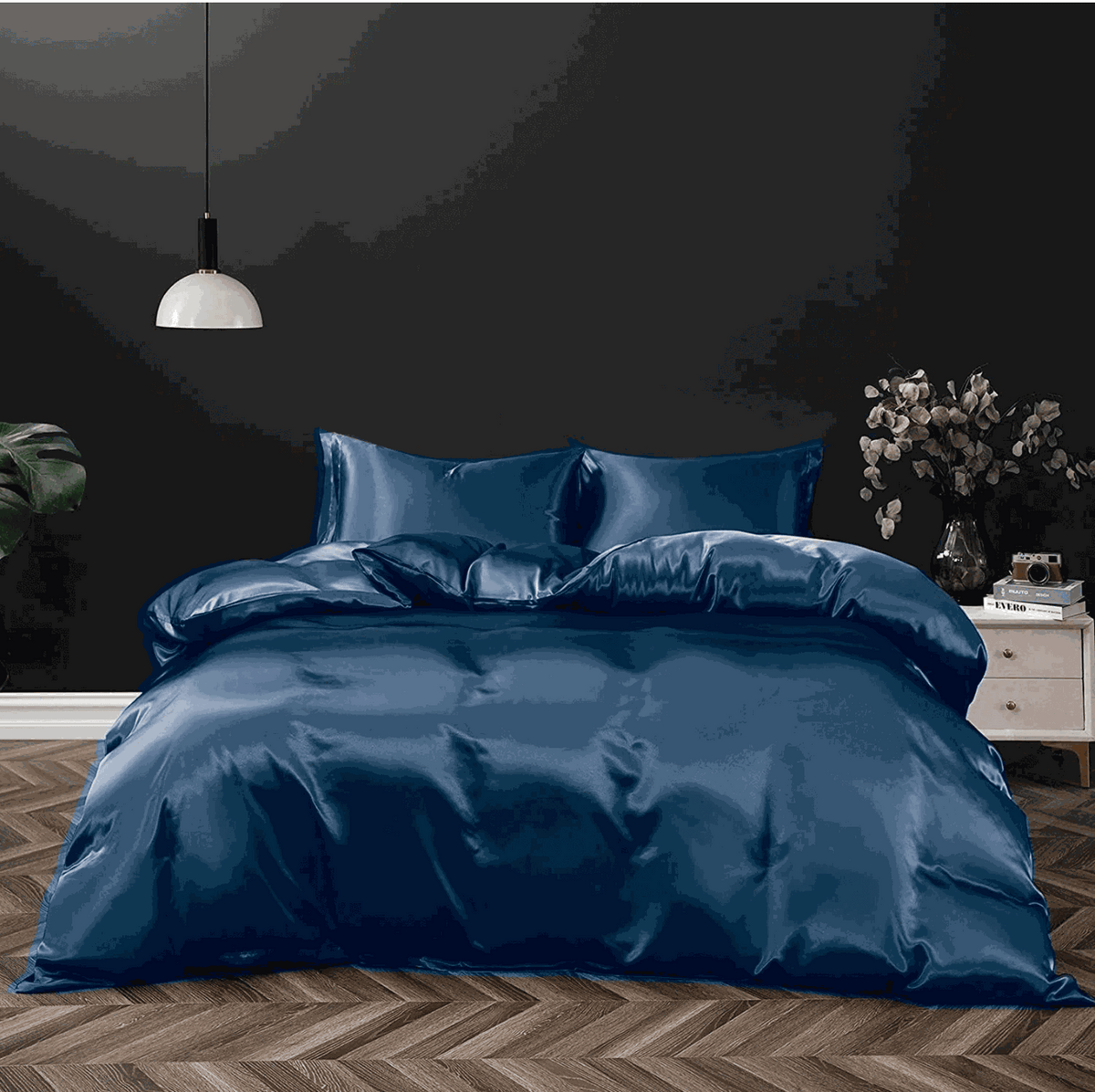 Silk Satin Quilt Cover Set – Smooth Hair, Glowing Skin, Luxe Sleep